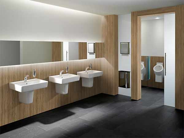 exclusive bath design with wall design look like wood